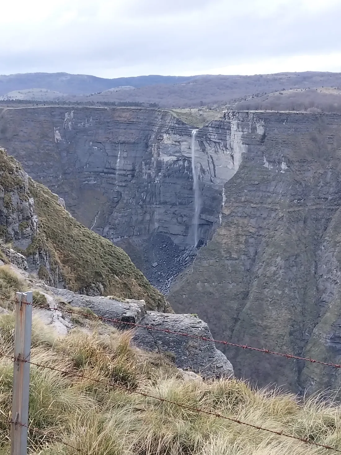 Landscape around the Nervión waterfall
